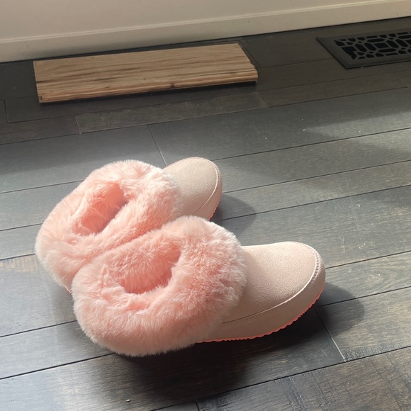 Sorel go coffee run Cozy Pink Fur-Lined Women's Slippers - Picture 1 of 5